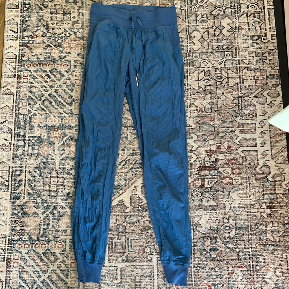 lululemon dance studio joggers
